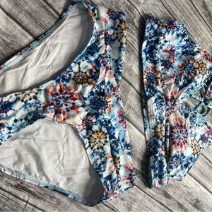 2 piece bathing suit